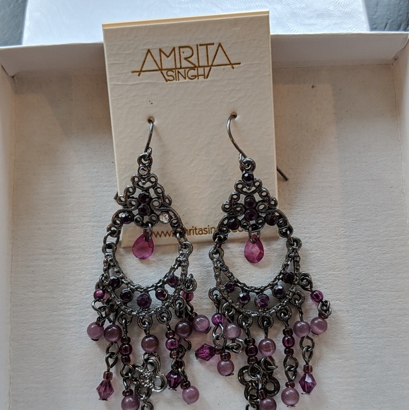 Purple Bead Dangle Earrings - Picture 4 of 6